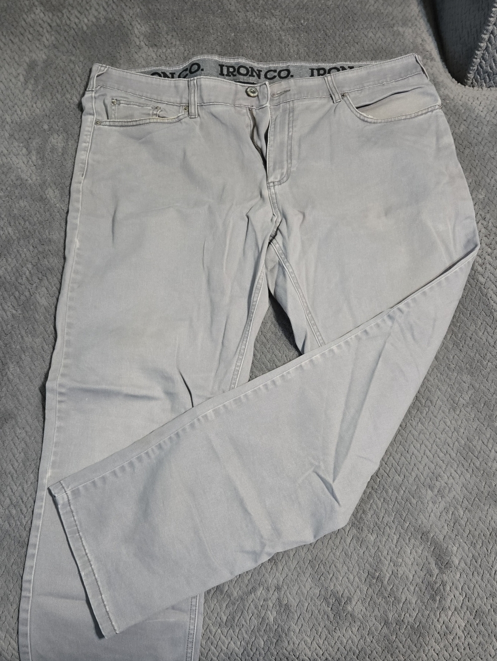 Iron Co. Men's Light Gray Jeans - Classic Straight Fit